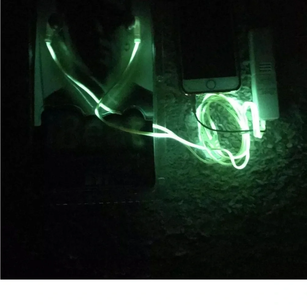 IBEAT Headphones ILLUMINATING Green made in USA NEW iBEAT Illuminatin Headphones